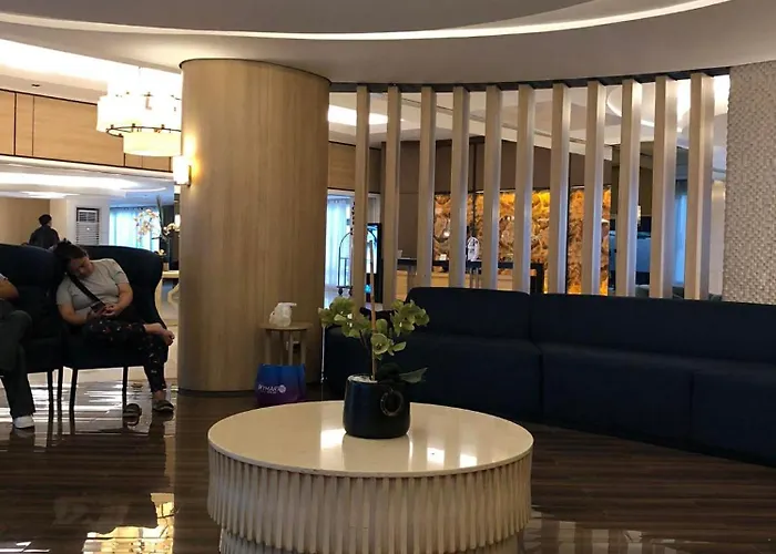 Accommodating Place * Manila